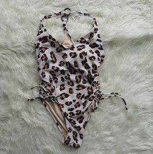 Leopard swimsuit